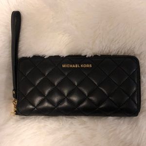 MICHAEL KORS wristlet/wallet